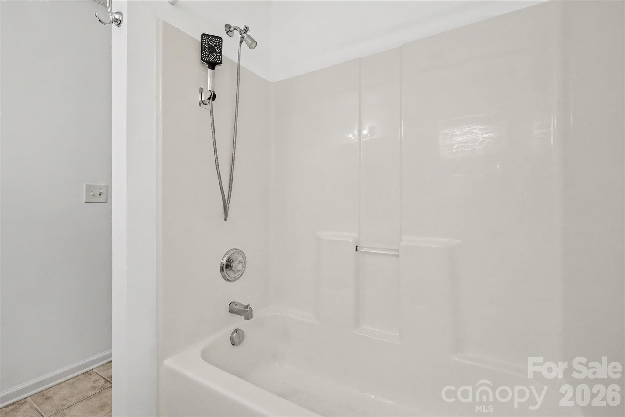 Townhouse at 10134 Frosty Lane, Charlotte, photo 19 of 26