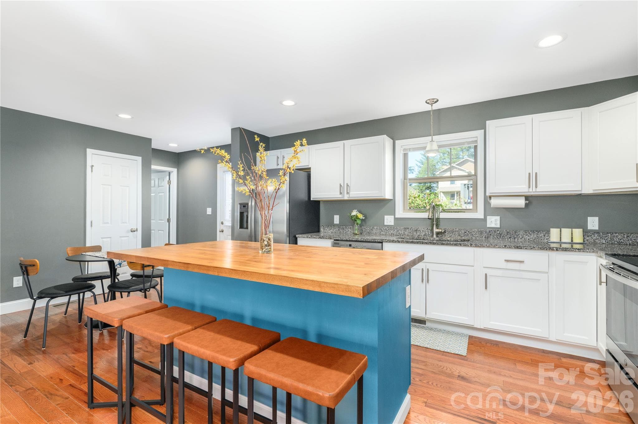 Single Family Residence at 5 Declan Drive, Weaverville, photo 9 of 48
