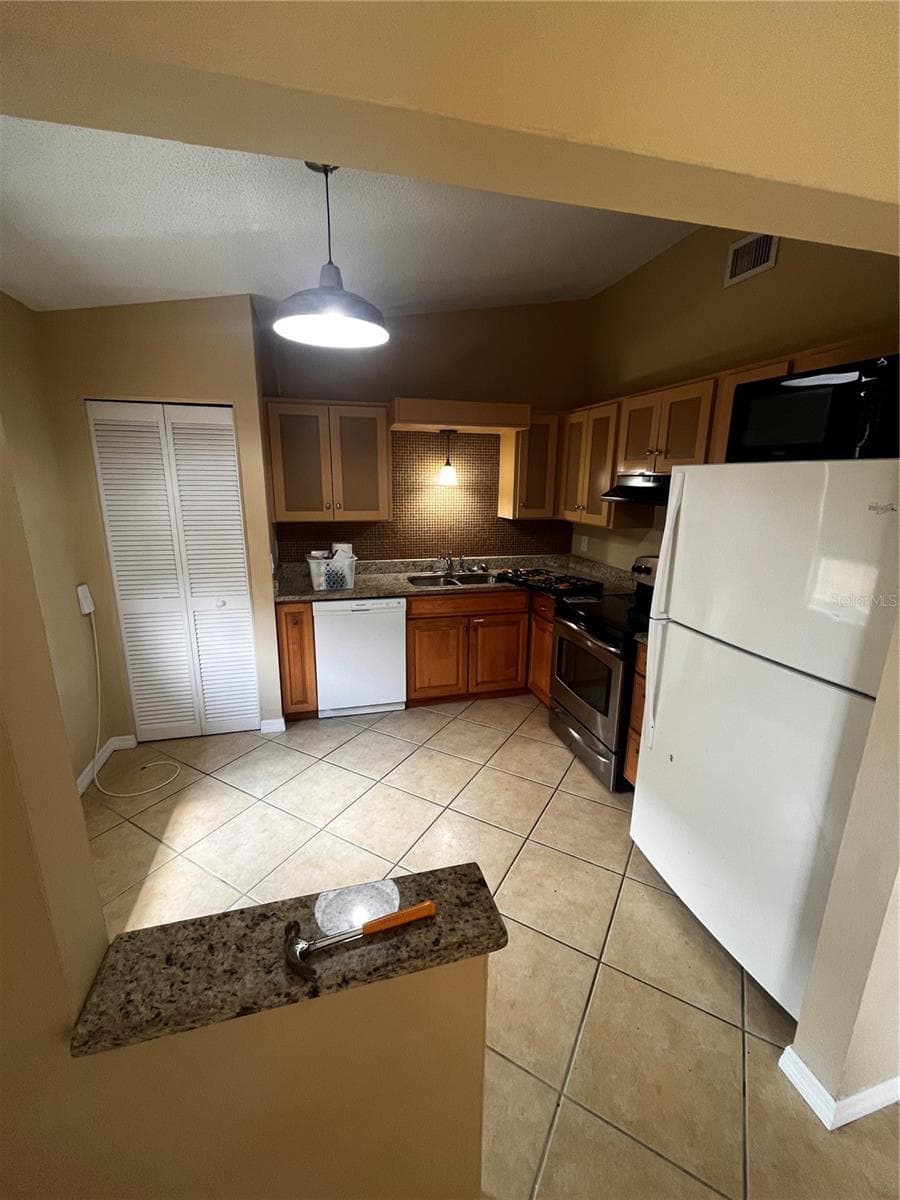 Duplex at 1912-14 MARCIA ST, SARASOTA, photo 15 of 25