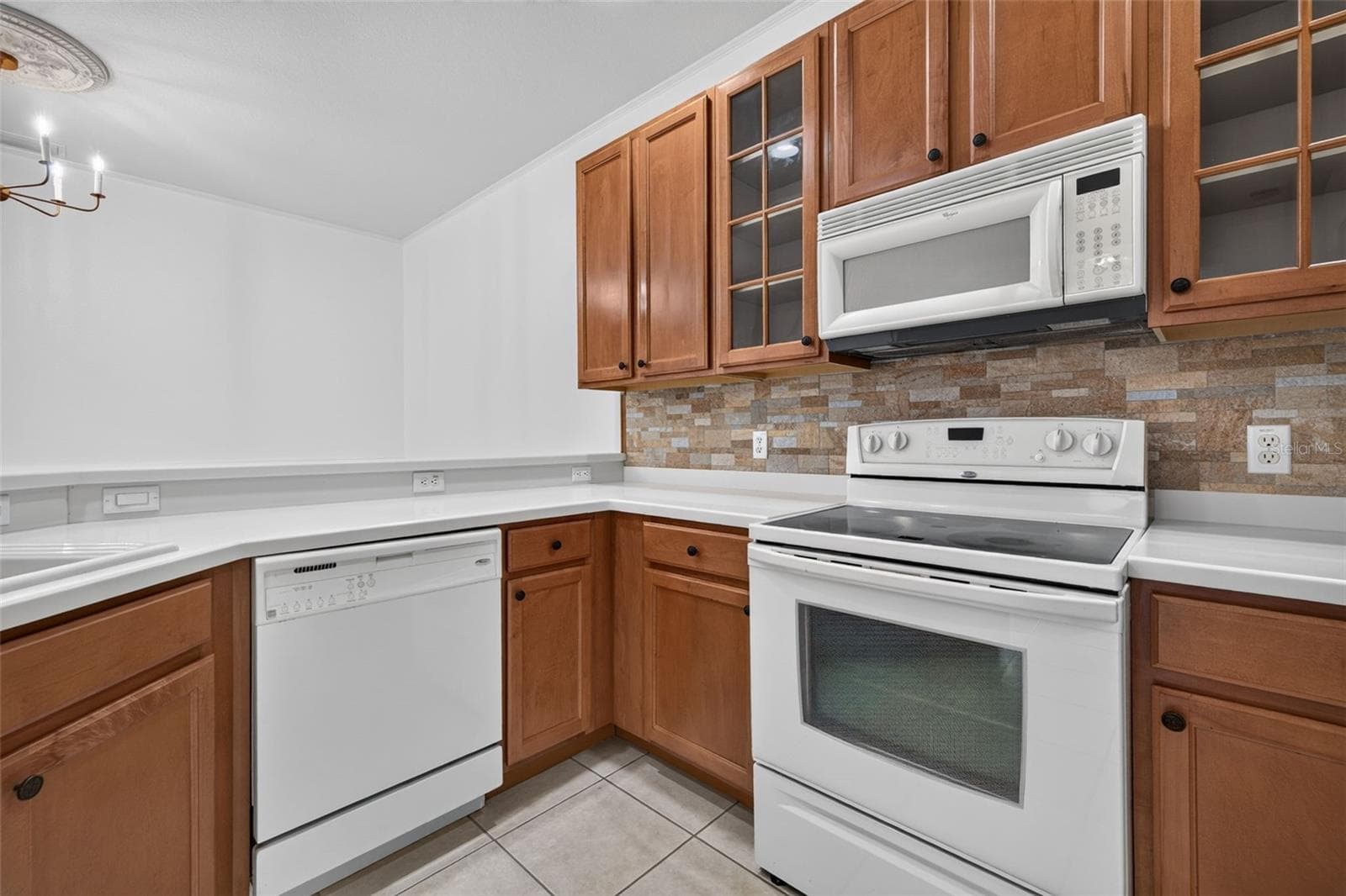 Villa at 125 SHELL FALLS DR, APOLLO BEACH, photo 12 of 42