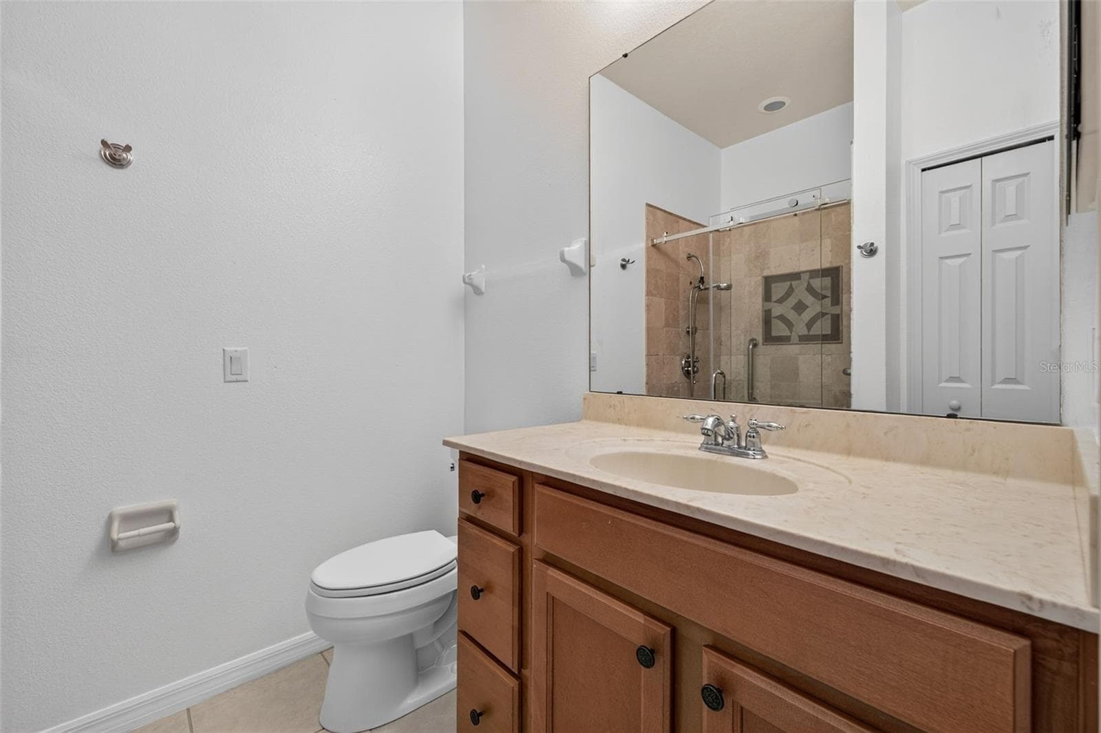 Villa at 125 SHELL FALLS DR, APOLLO BEACH, photo 16 of 42