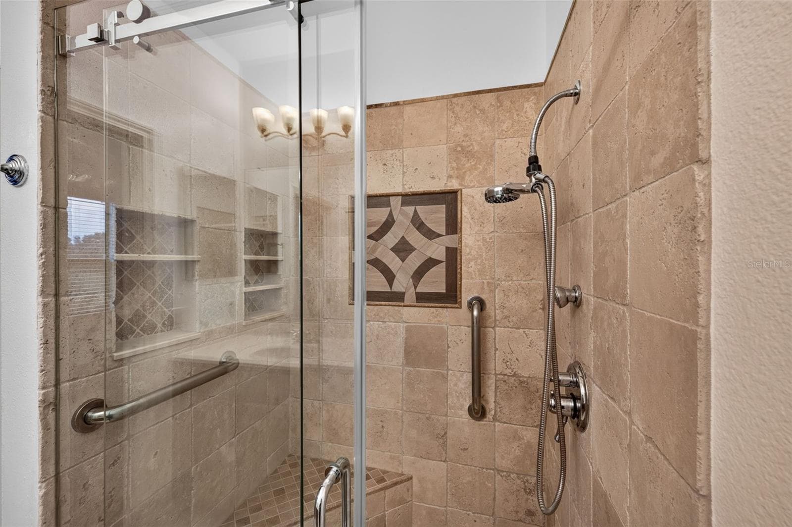 Villa at 125 SHELL FALLS DR, APOLLO BEACH, photo 17 of 42