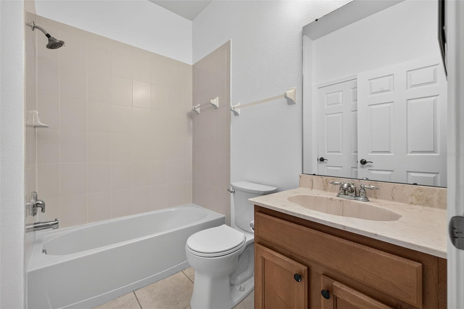 Villa at 125 SHELL FALLS DR, APOLLO BEACH, photo 21 of 42
