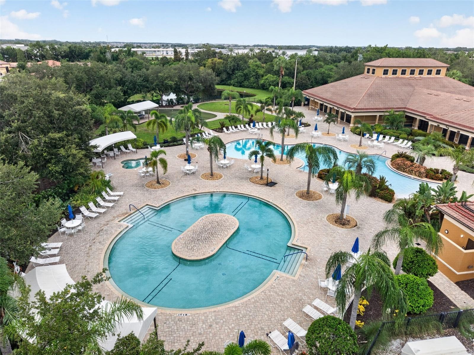 Villa at 125 SHELL FALLS DR, APOLLO BEACH, photo 36 of 42