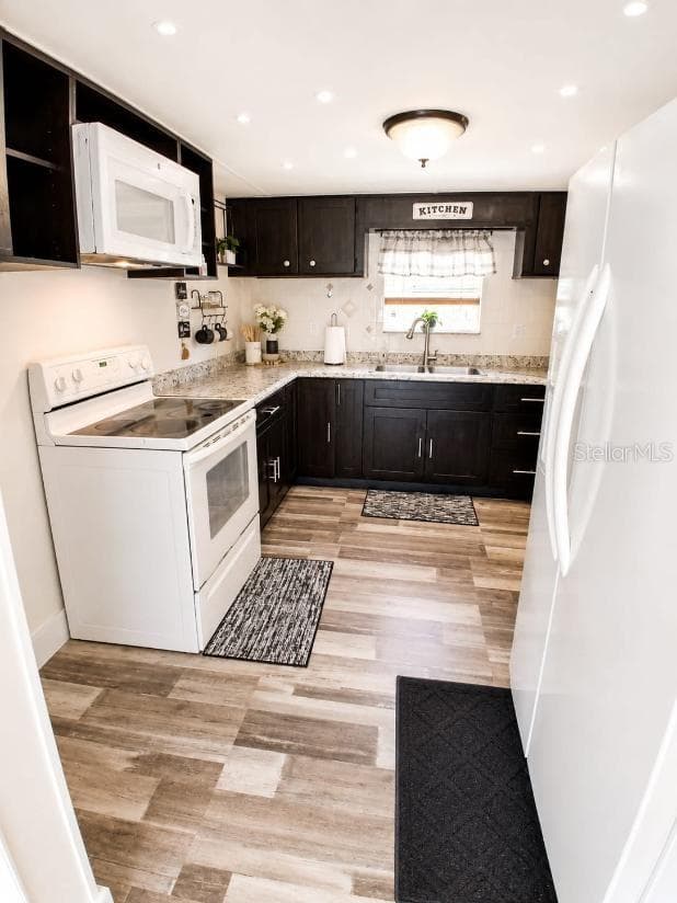 Manufactured Home at 6626 NW 60TH CT, OCALA, photo 5 of 14