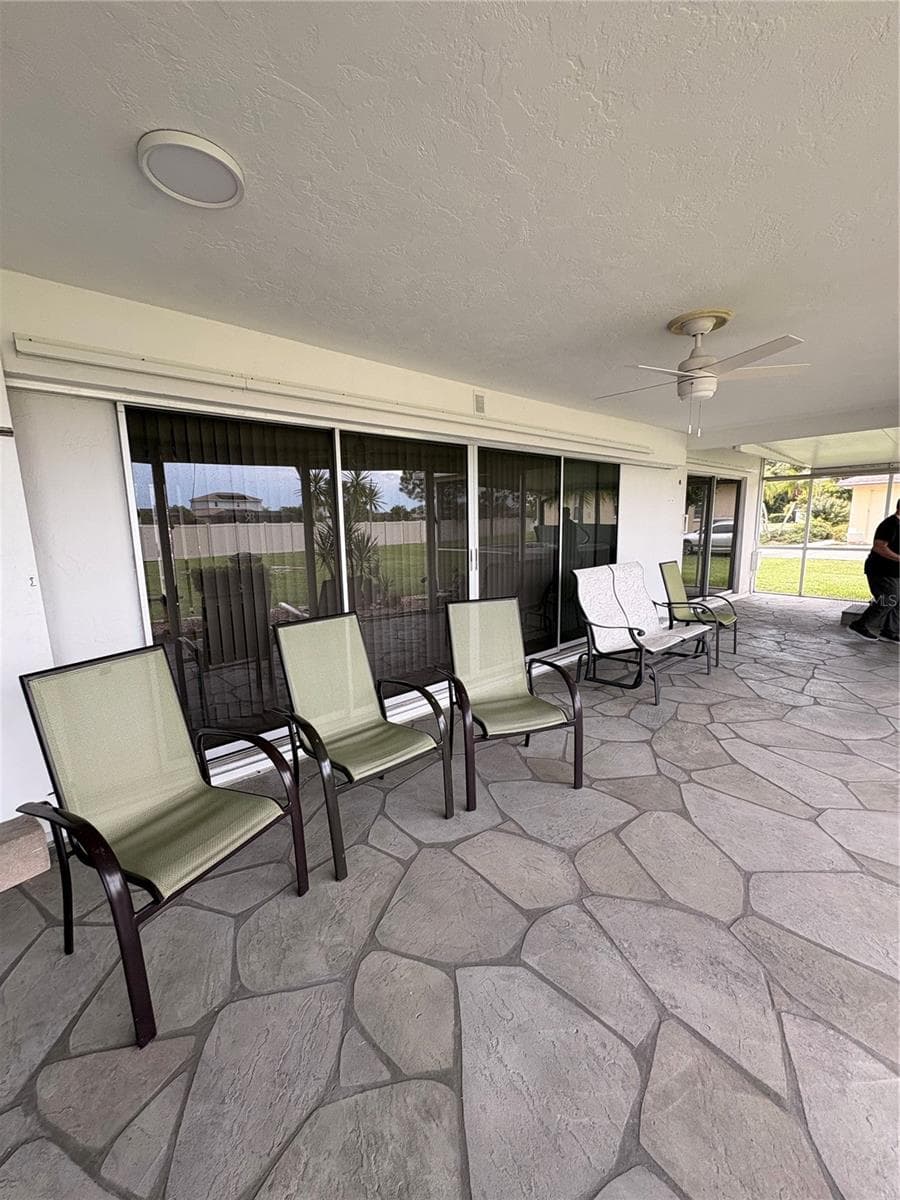 Single Family Residence at 1936 ROLLING GREEN CIR, SARASOTA, photo 10 of 30