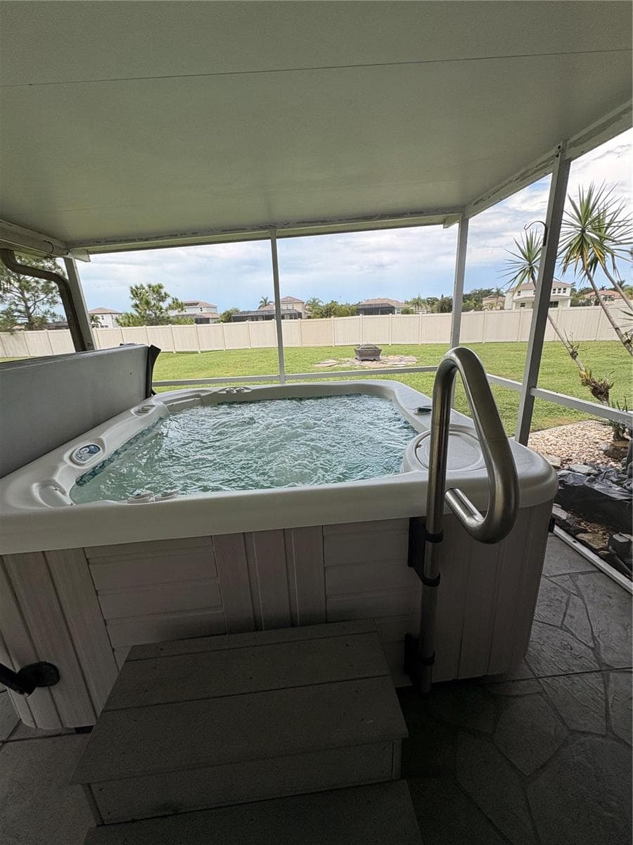 Single Family Residence at 1936 ROLLING GREEN CIR, SARASOTA, photo 11 of 30