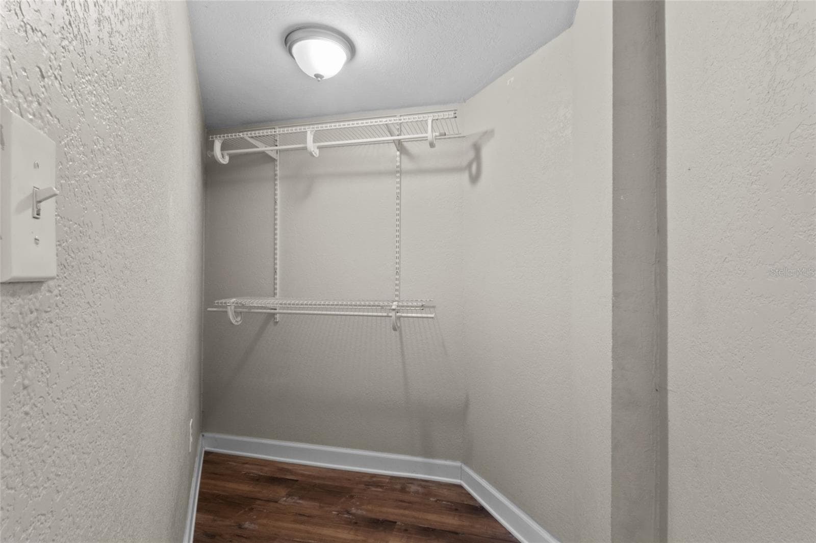 Single Family Residence at 6711 DARTMOUTH AVE N, ST PETERSBURG, photo 13 of 44