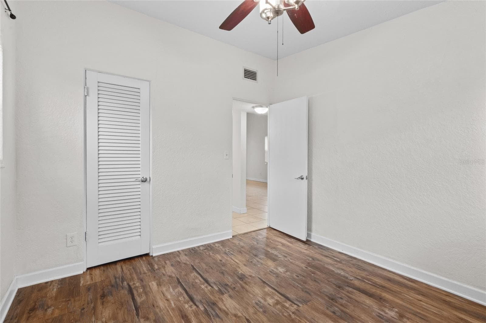 Single Family Residence at 6711 DARTMOUTH AVE N, ST PETERSBURG, photo 20 of 44