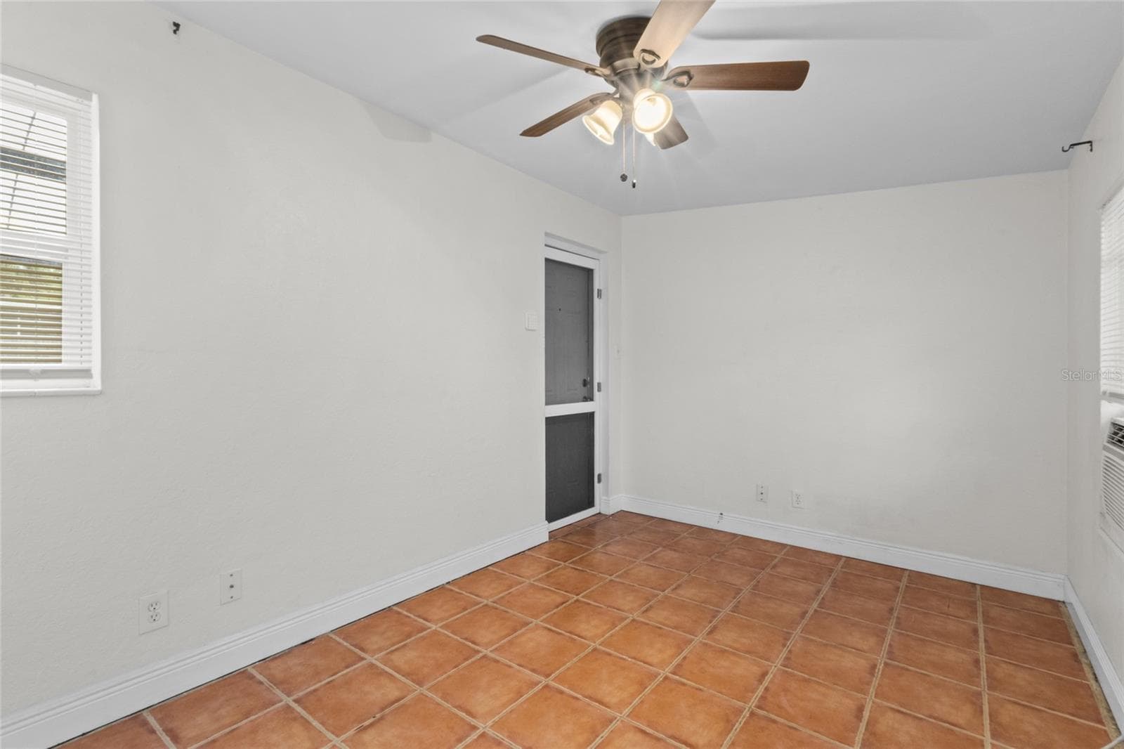 Single Family Residence at 6711 DARTMOUTH AVE N, ST PETERSBURG, photo 30 of 44