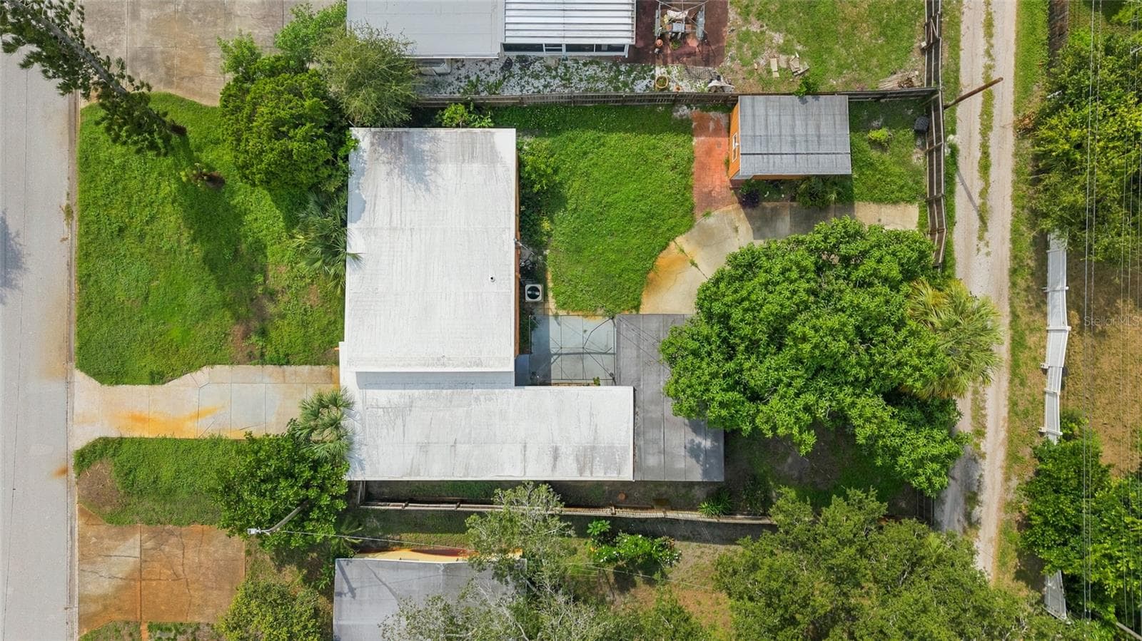 Single Family Residence at 6711 DARTMOUTH AVE N, ST PETERSBURG, photo 36 of 44
