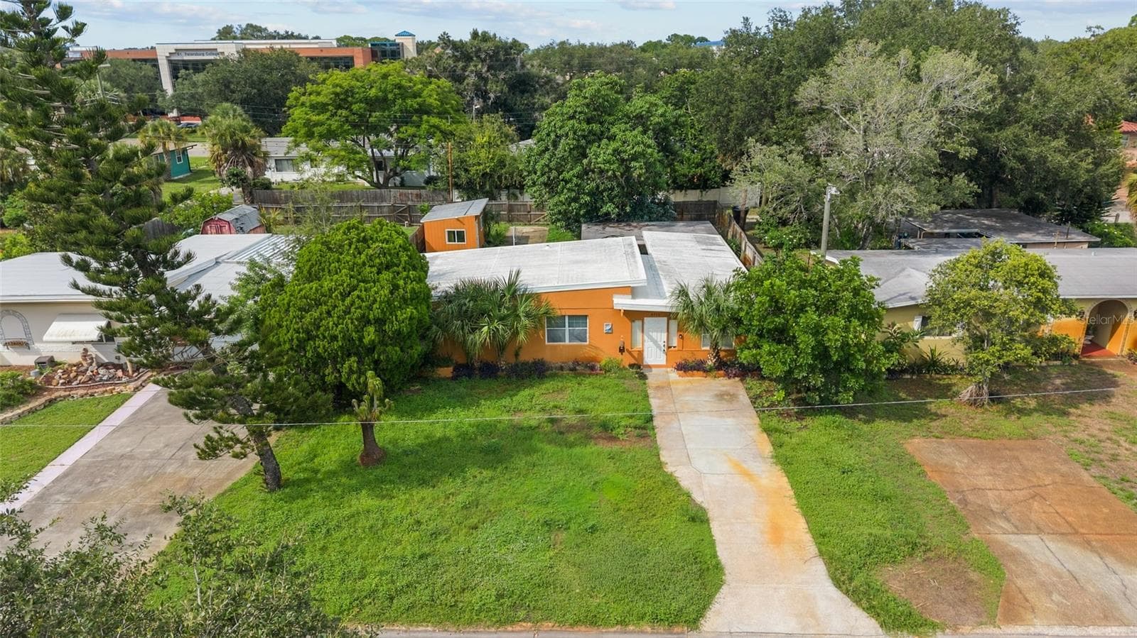 Single Family Residence at 6711 DARTMOUTH AVE N, ST PETERSBURG, photo 38 of 44