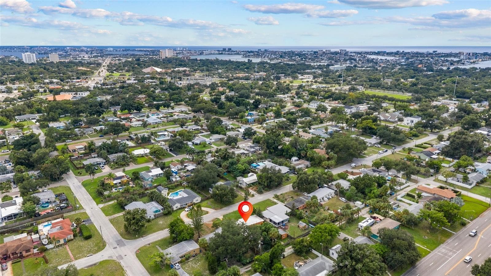 Single Family Residence at 6711 DARTMOUTH AVE N, ST PETERSBURG, photo 40 of 44