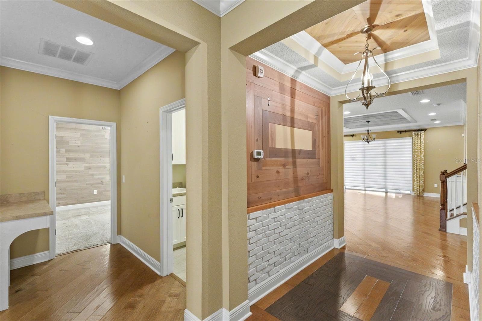 Single Family Residence at 31921 REDTAIL RESERVE BLVD, SORRENTO, photo 3 of 40