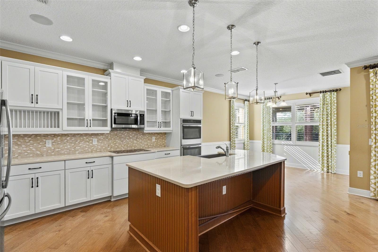 Single Family Residence at 31921 REDTAIL RESERVE BLVD, SORRENTO, photo 9 of 40