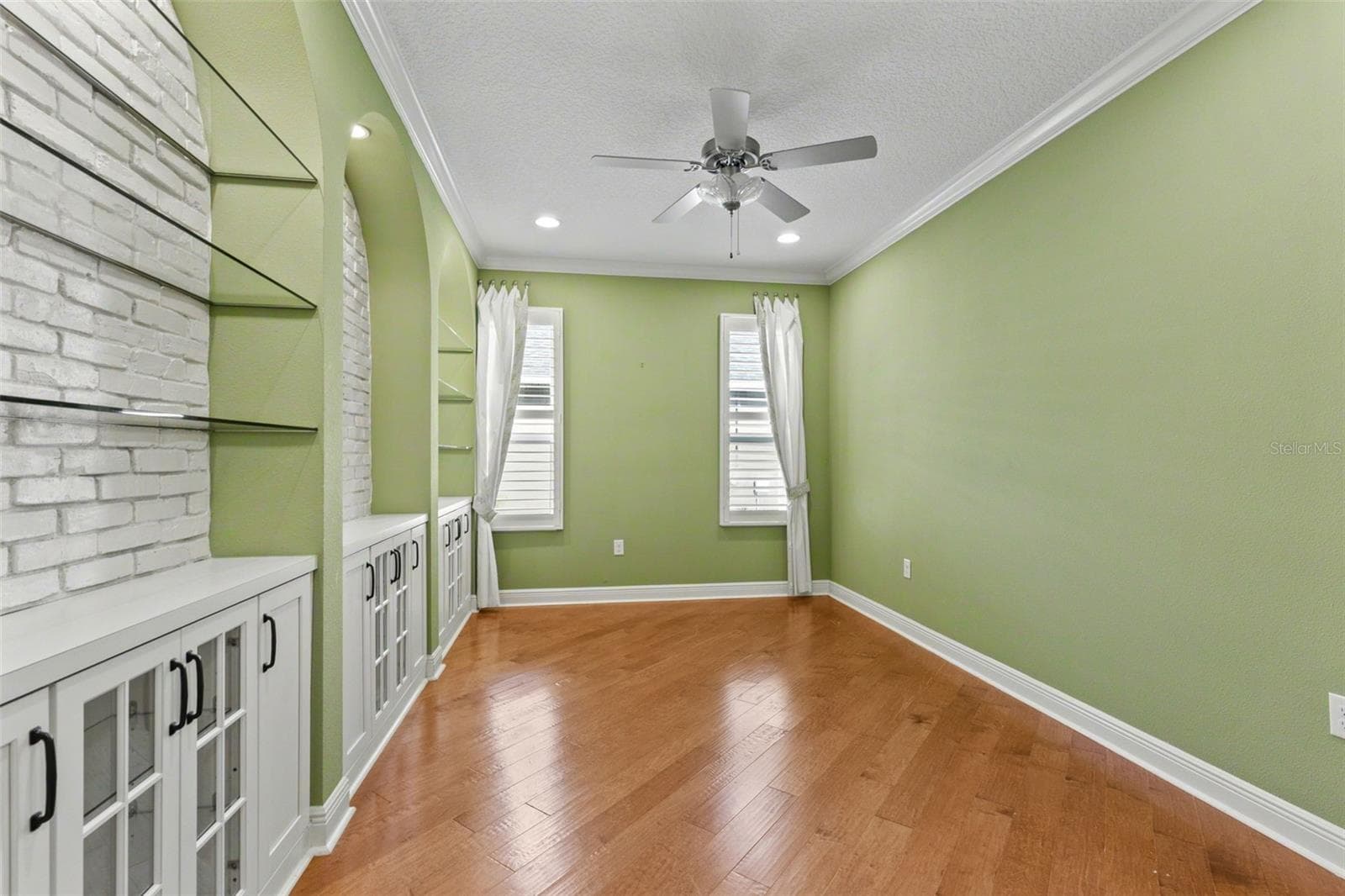 Single Family Residence at 31921 REDTAIL RESERVE BLVD, SORRENTO, photo 18 of 40