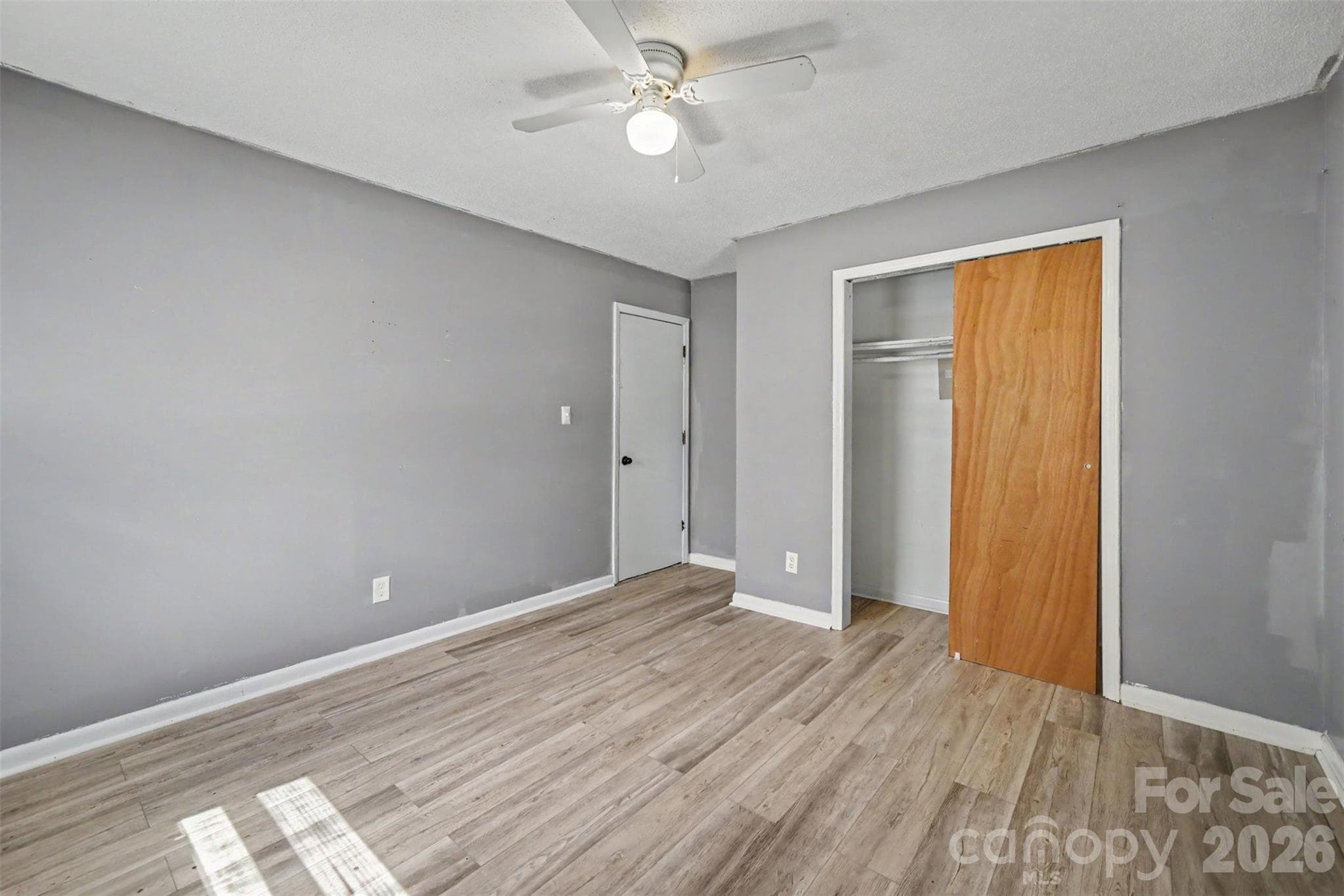Single Family Residence at 829 Vancouver Lane, Gastonia, photo 28 of 40