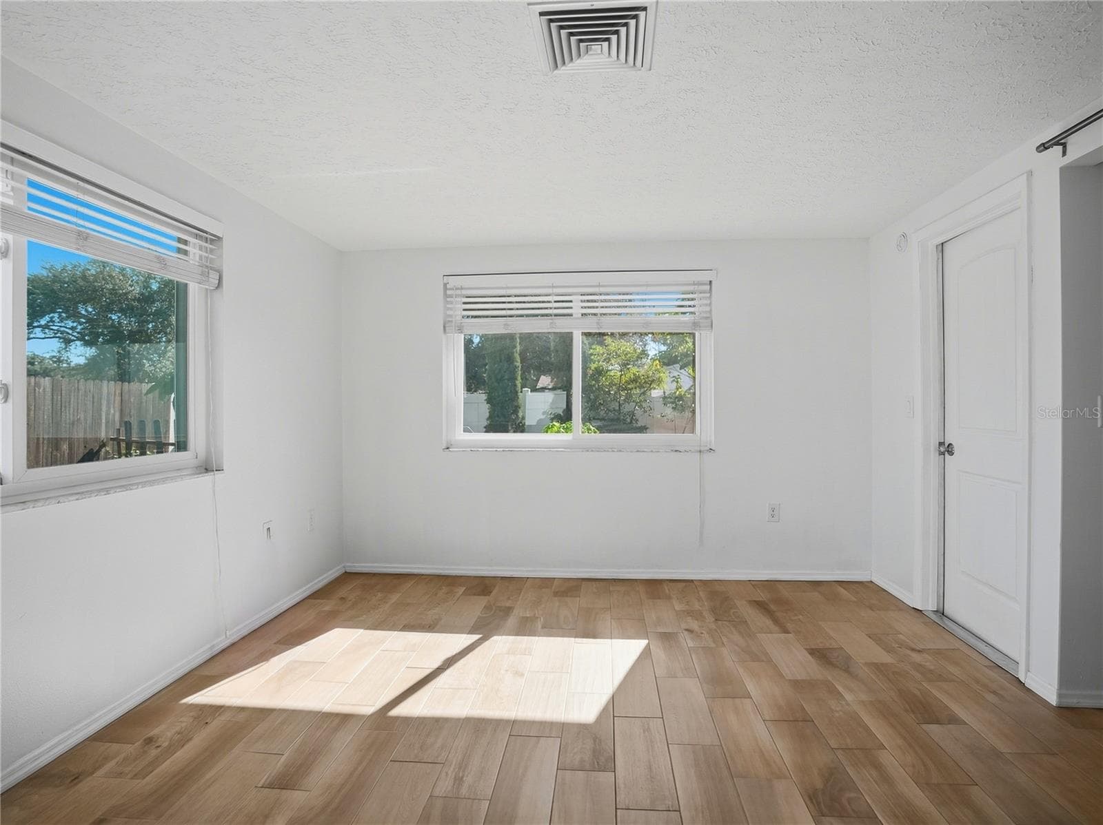 Family Room - 6743 LARCHMONT AVE, NEW PORT RICHEY