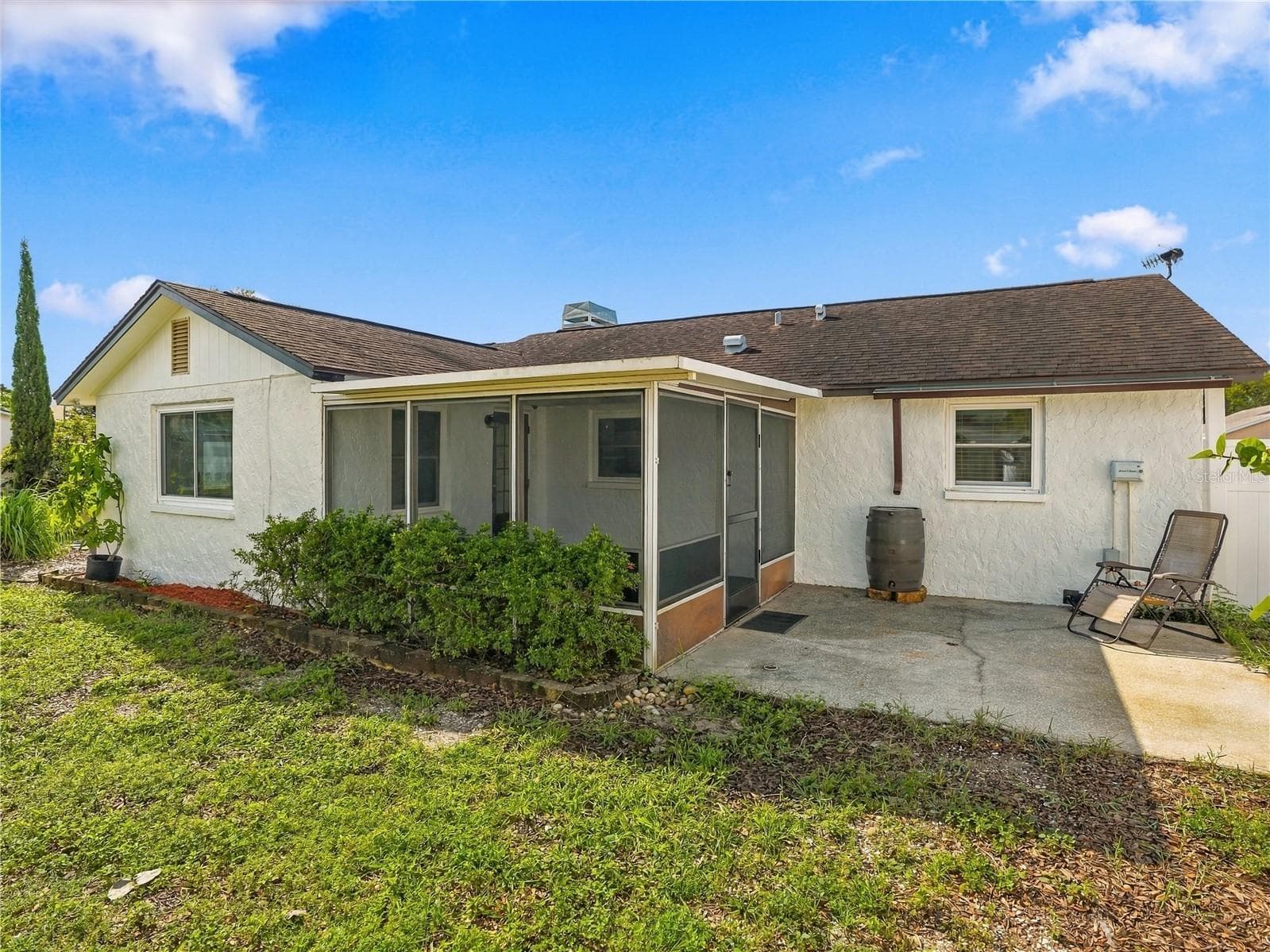 Peaceful backyard. - 6743 LARCHMONT AVE, NEW PORT RICHEY