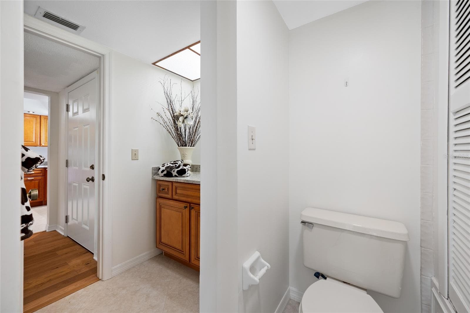 Condominium at 2467 KINGFISHER LN #101H, CLEARWATER, photo 22 of 52