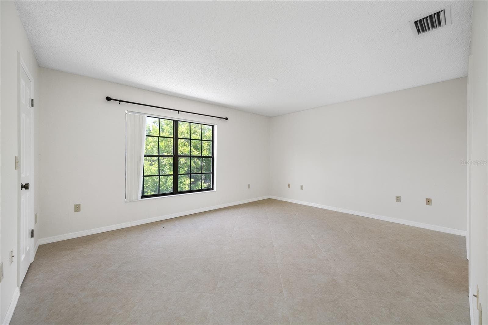 Bedroom 2 upstairs - 2467 KINGFISHER LN #101H, CLEARWATER