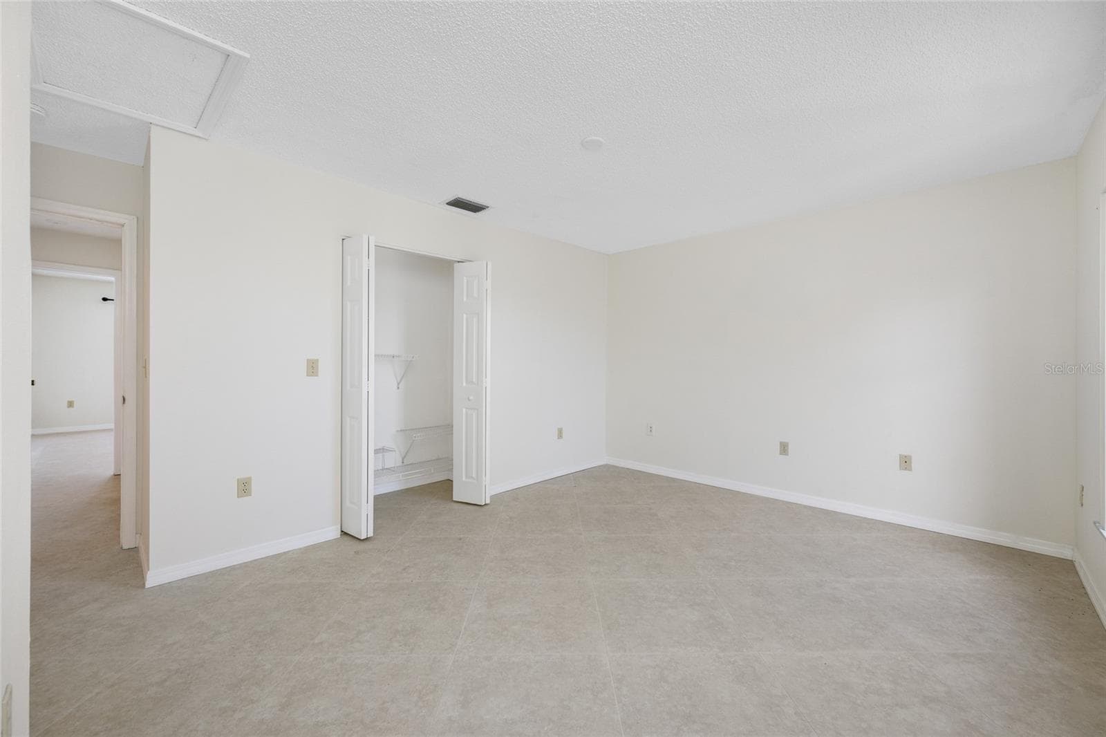 Condominium at 2467 KINGFISHER LN #101H, CLEARWATER, photo 32 of 52