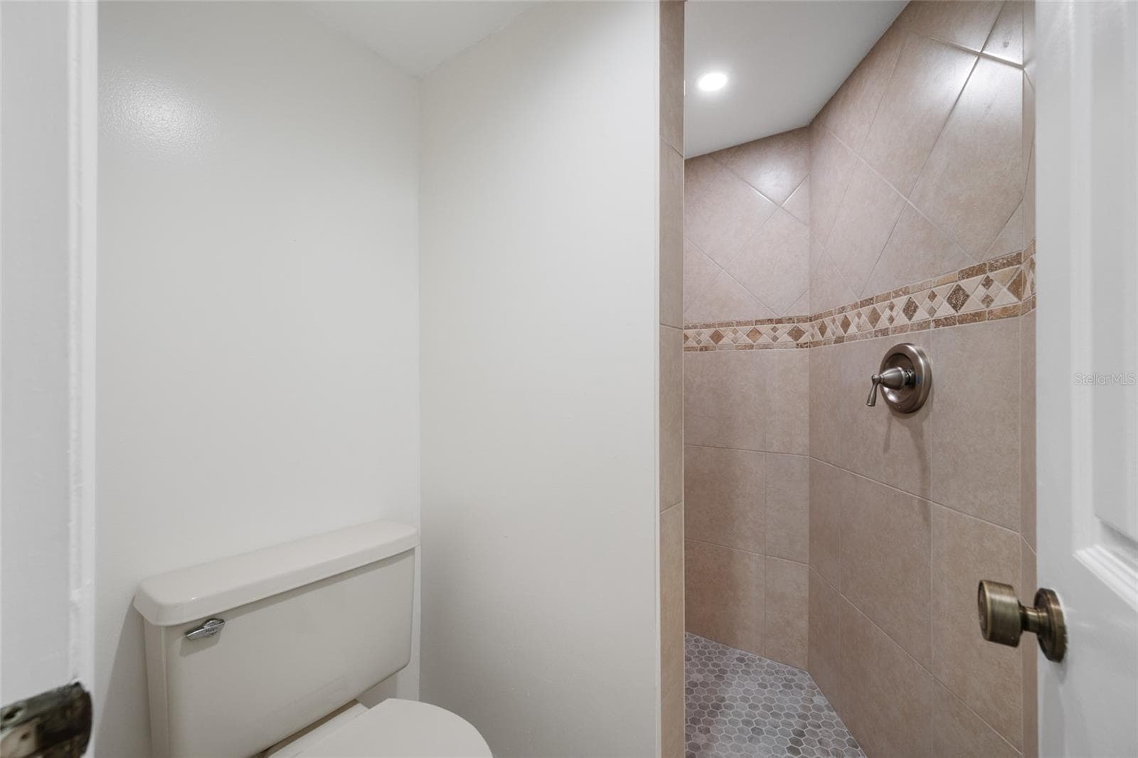 Condominium at 2467 KINGFISHER LN #101H, CLEARWATER, photo 37 of 52
