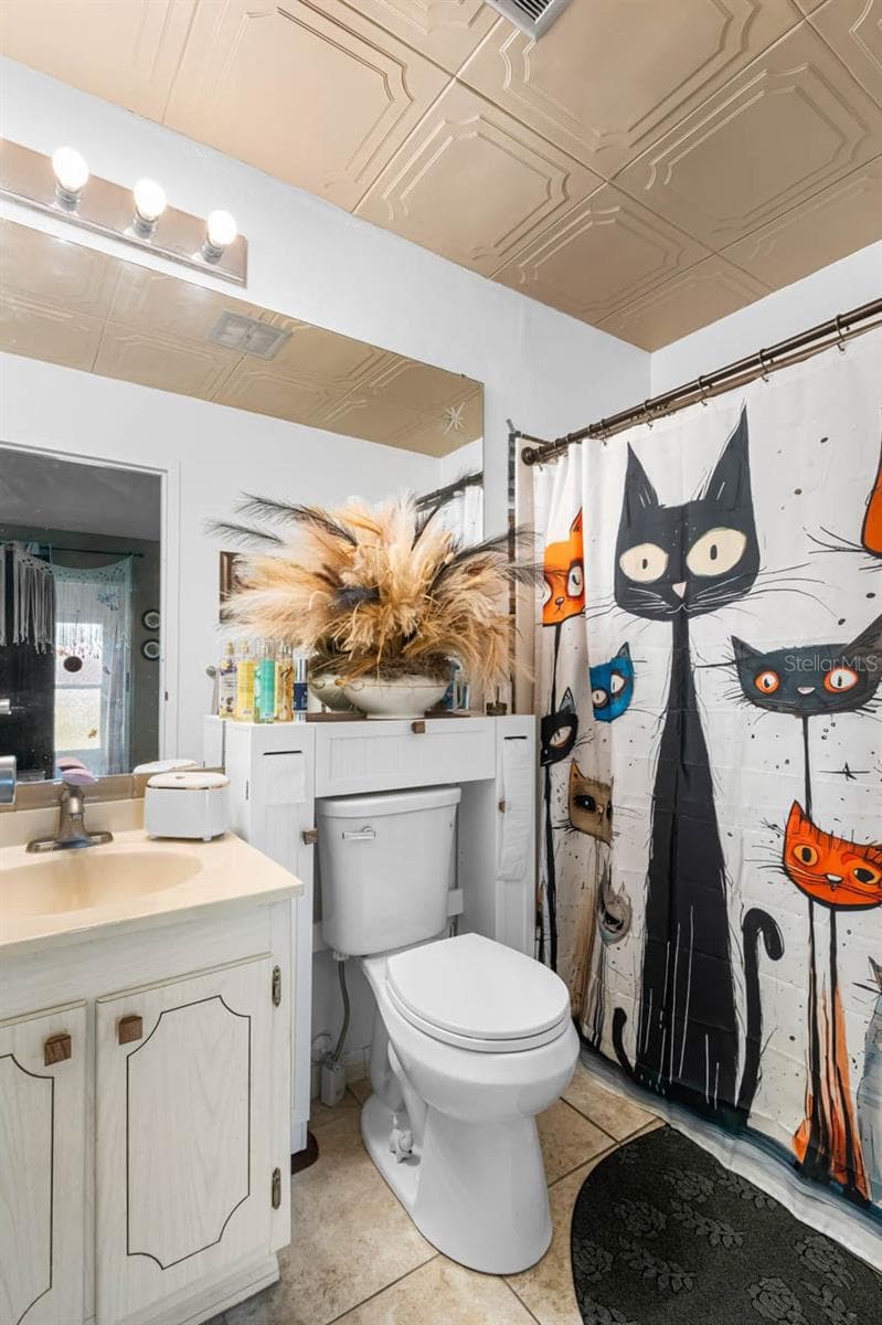 Full Bathroom - 302 S ANDOVER PL S #158, SUN CITY CENTER