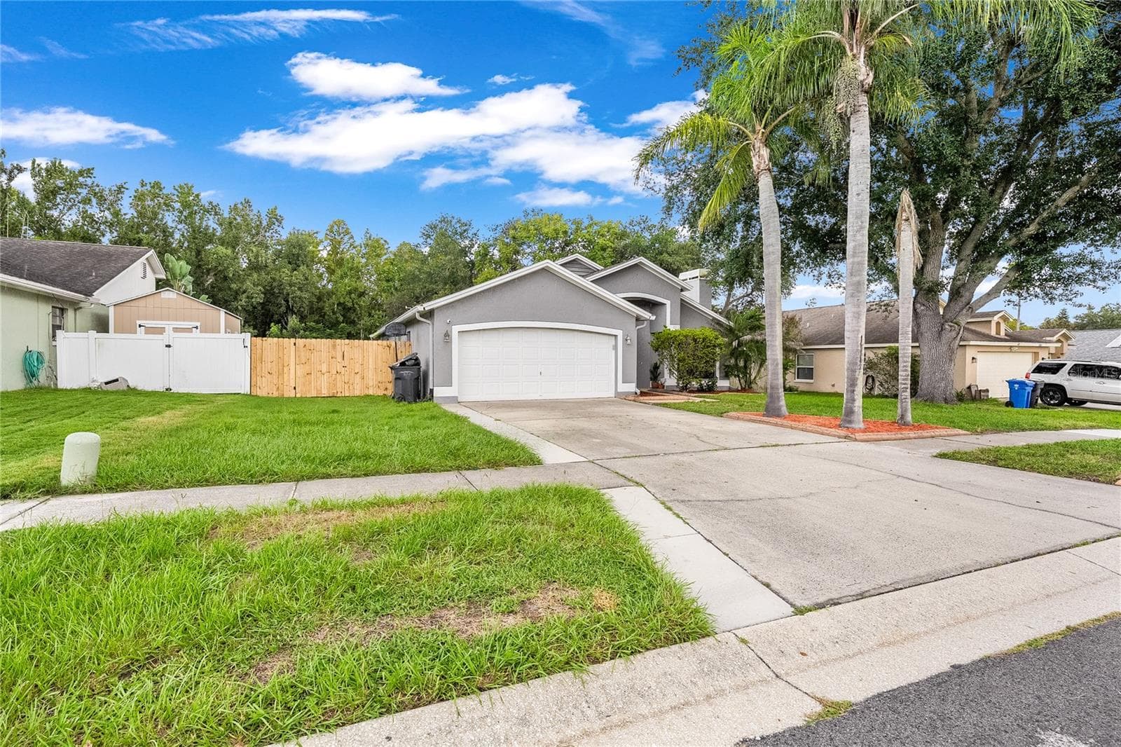 Single Family Residence at 10511 DEEPBROOK DR, RIVERVIEW, photo 13 of 40