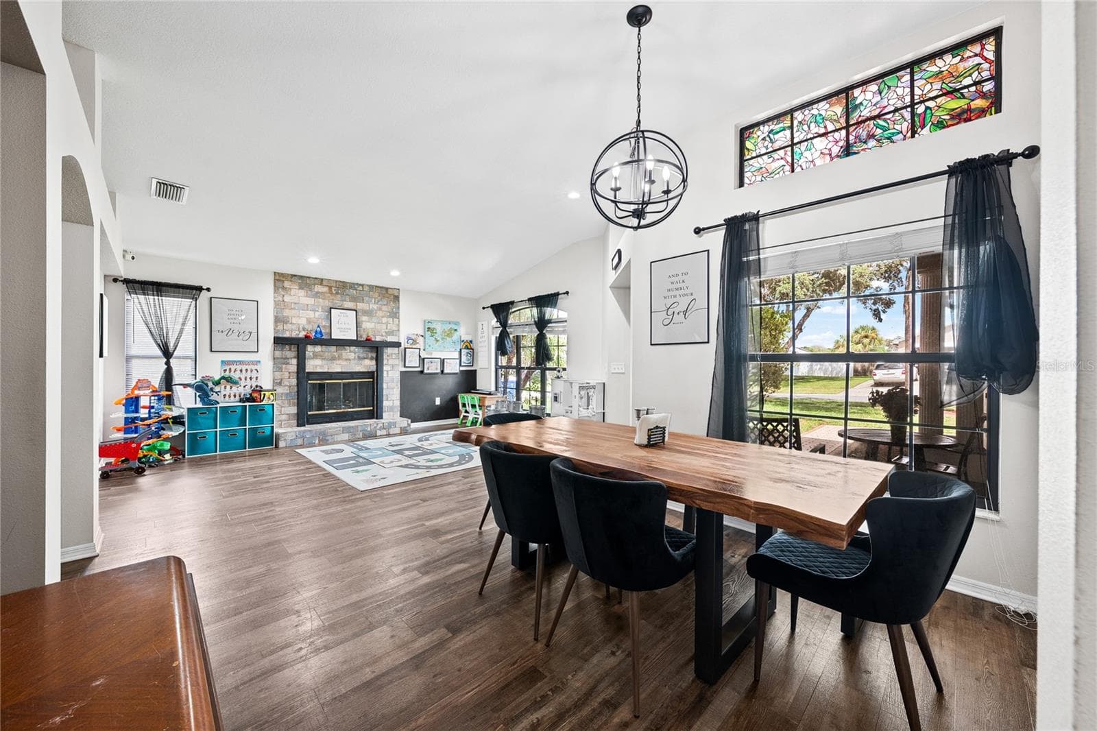 Single Family Residence at 10511 DEEPBROOK DR, RIVERVIEW, photo 15 of 40