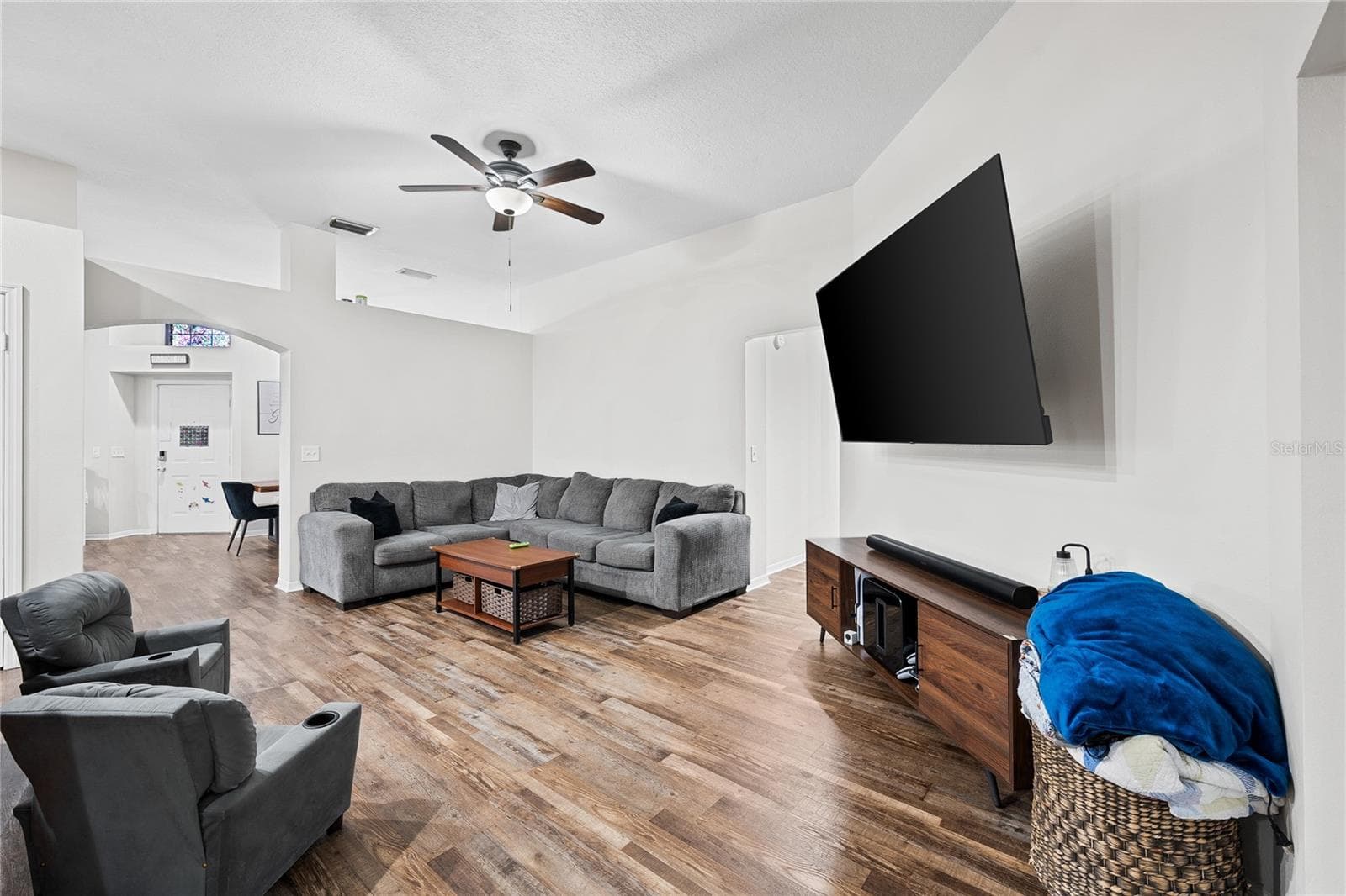 Single Family Residence at 10511 DEEPBROOK DR, RIVERVIEW, photo 25 of 40