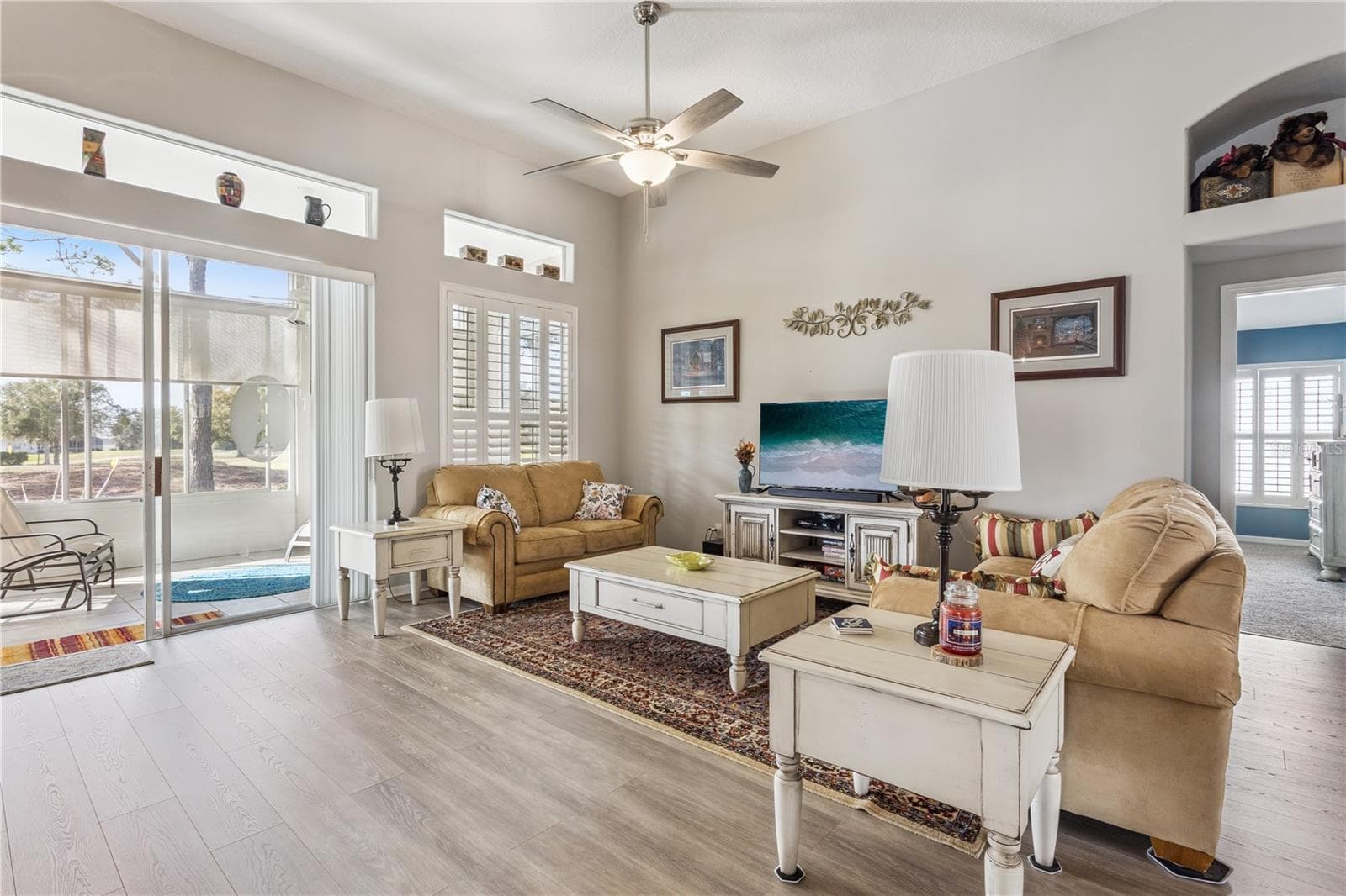 Single Family Residence at 24215 BELLE MEDE DR, LEESBURG, photo 13 of 41