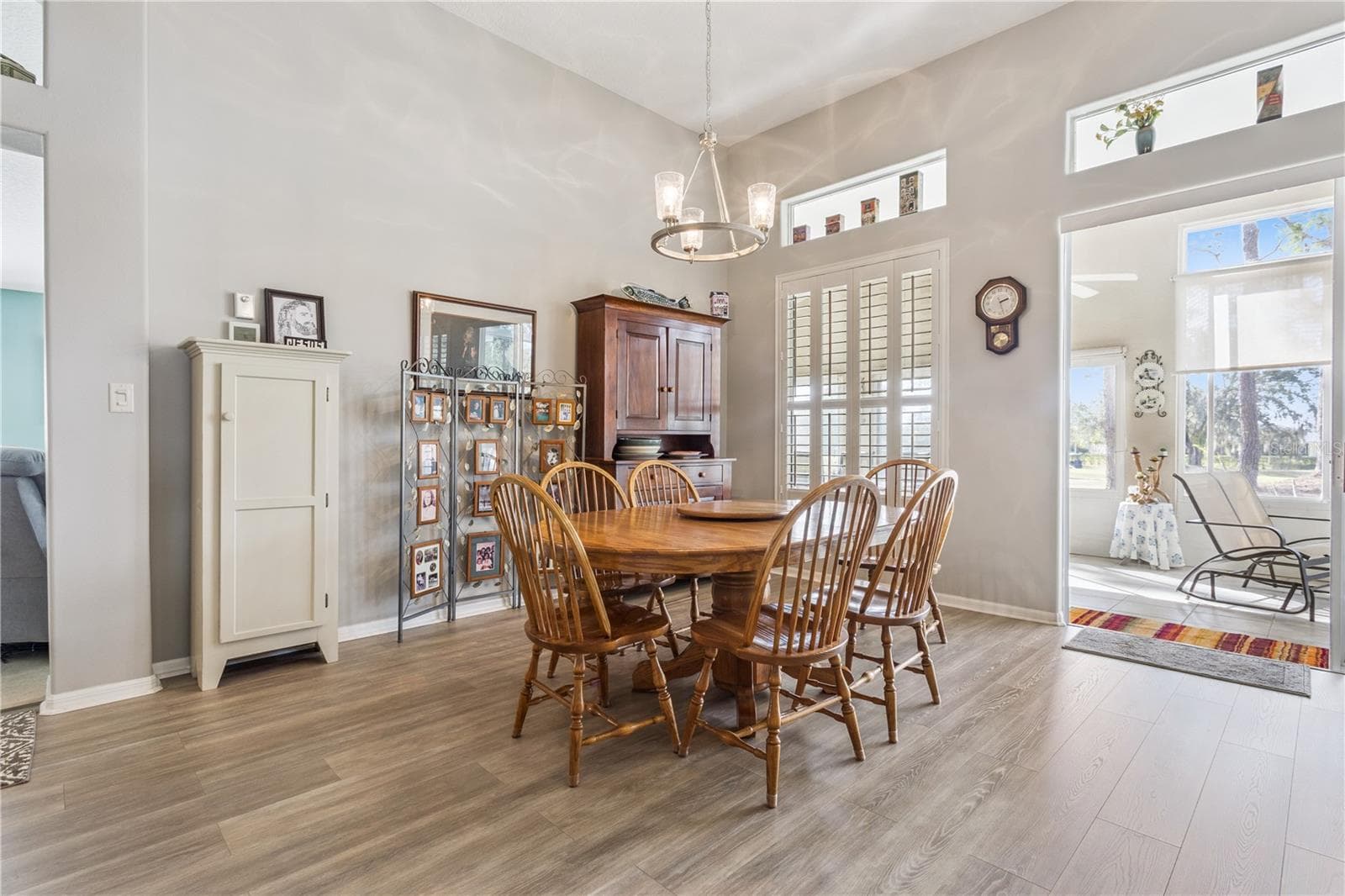 Single Family Residence at 24215 BELLE MEDE DR, LEESBURG, photo 14 of 41