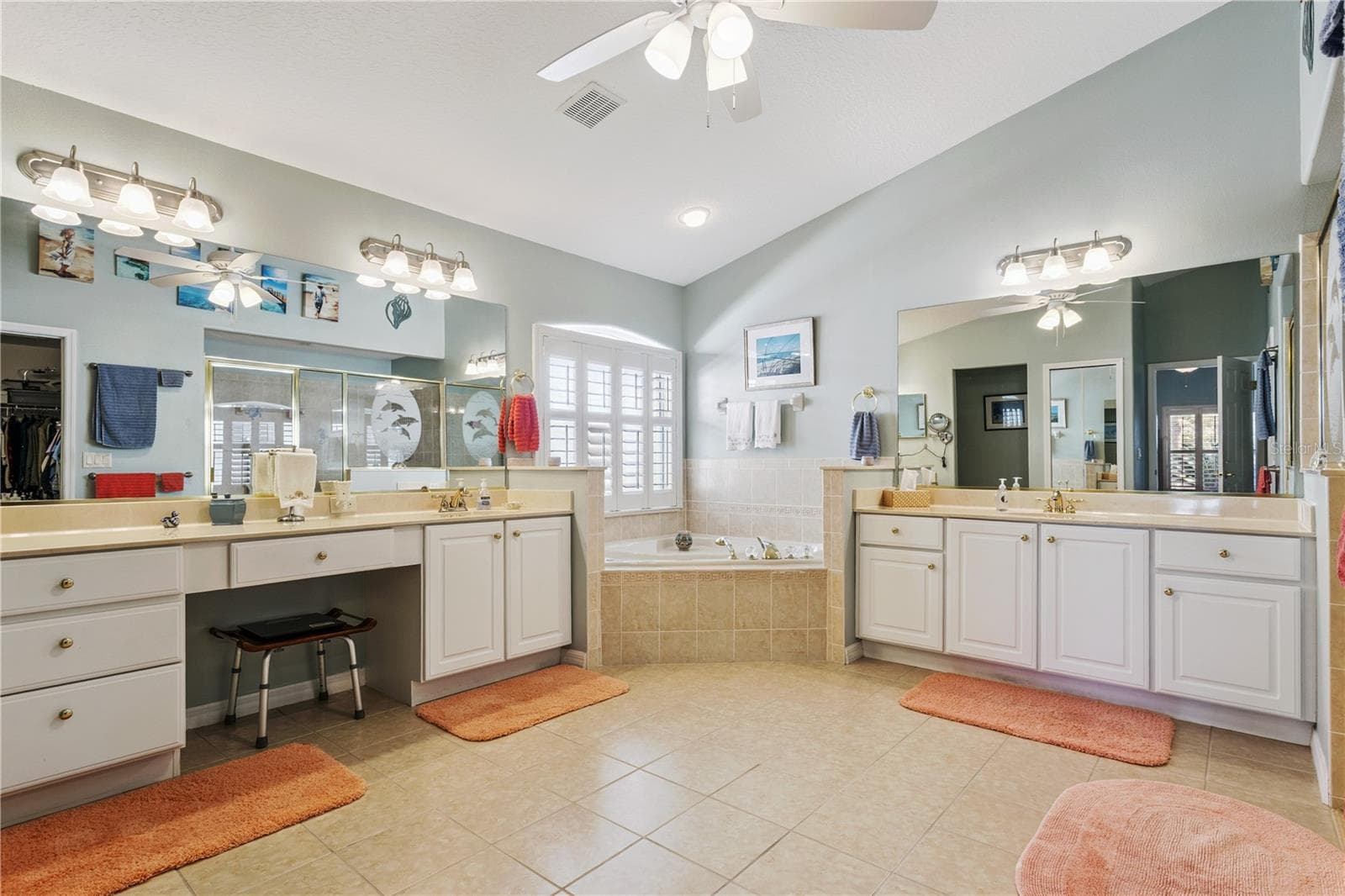 Single Family Residence at 24215 BELLE MEDE DR, LEESBURG, photo 26 of 41