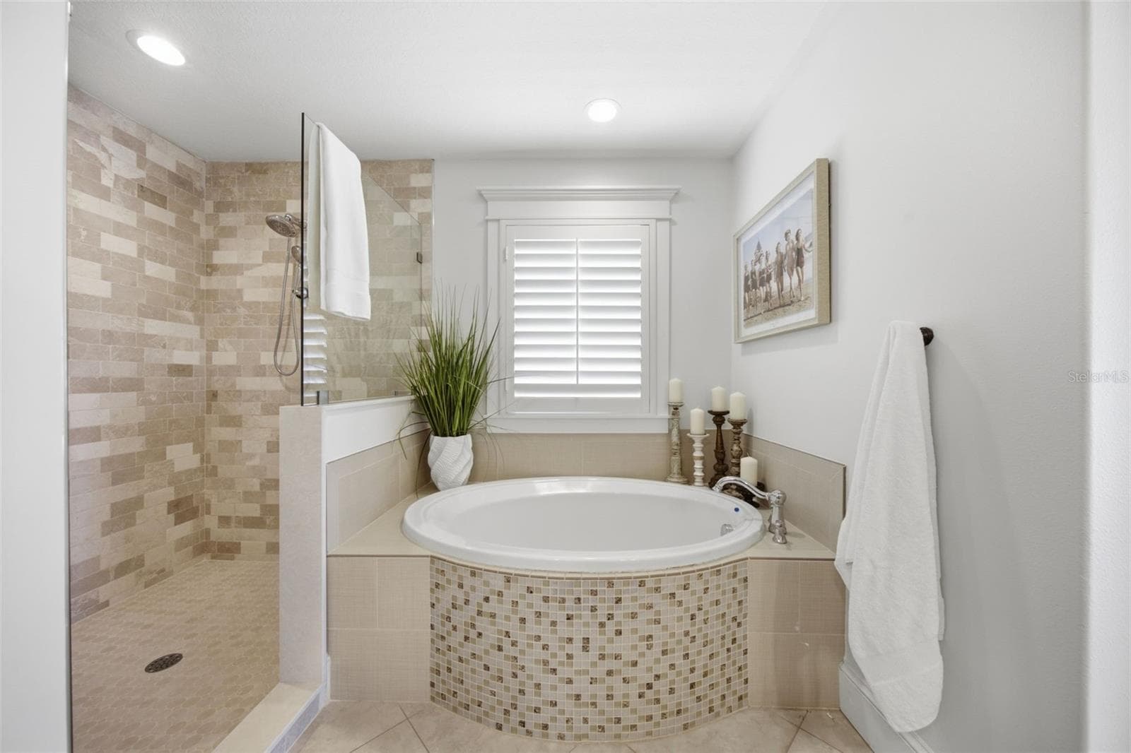 second floor ensuite - 3014 AVENUE E, HOLMES BEACH