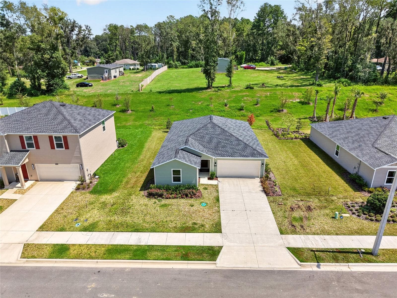 Single Family Residence at 16515 NW 144TH ST, ALACHUA, photo 2 of 36