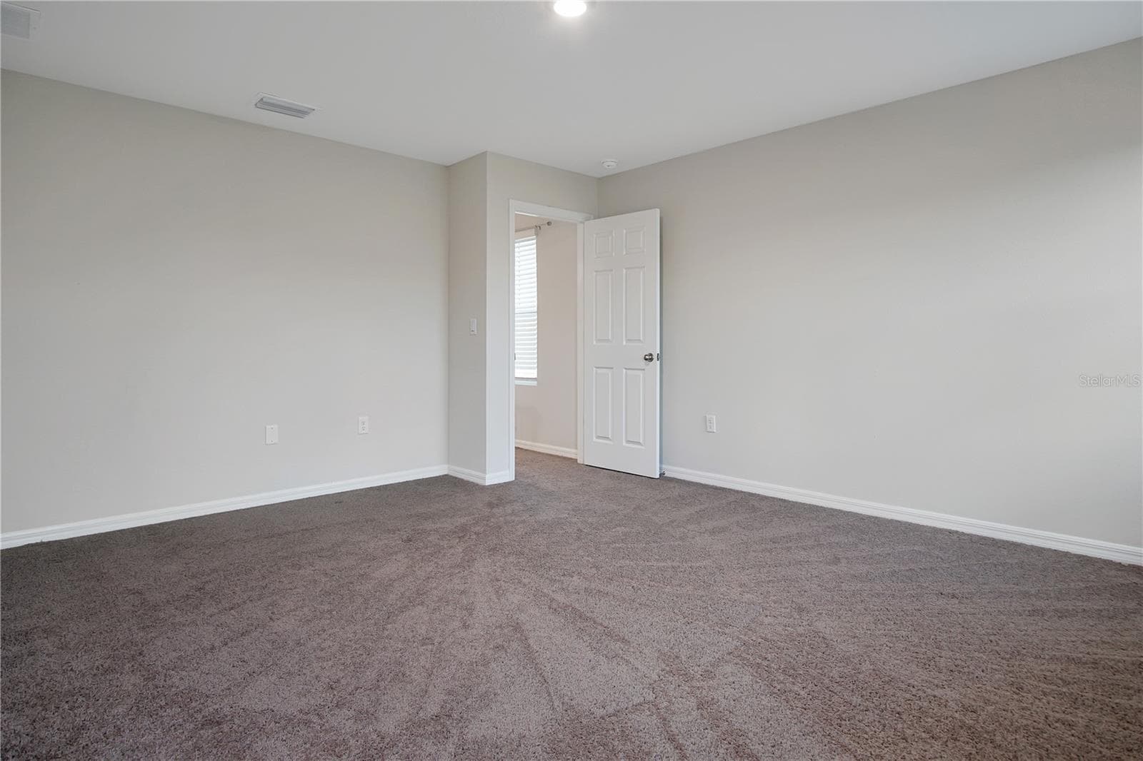 Single Family Residence at 3889 GERANIUM AVE, LAKE HAMILTON, photo 17 of 31