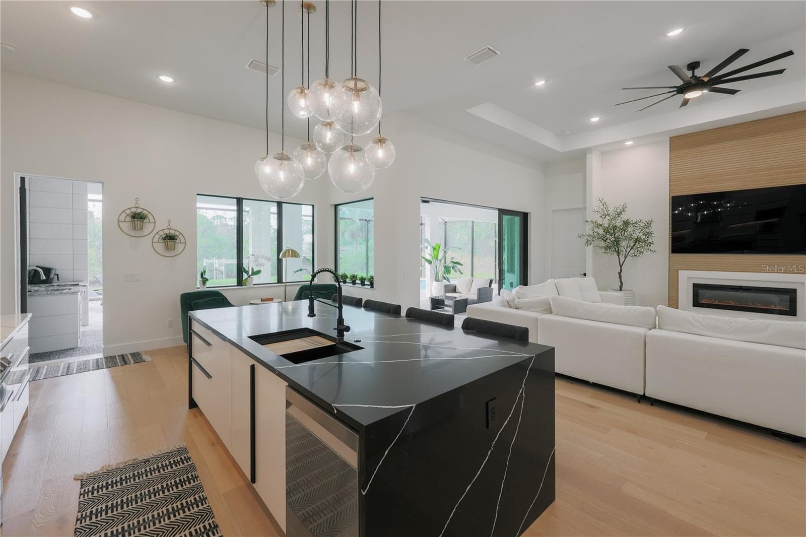 Single Family Residence at 1015 HOFFER ST, PORT CHARLOTTE, photo 15 of 46