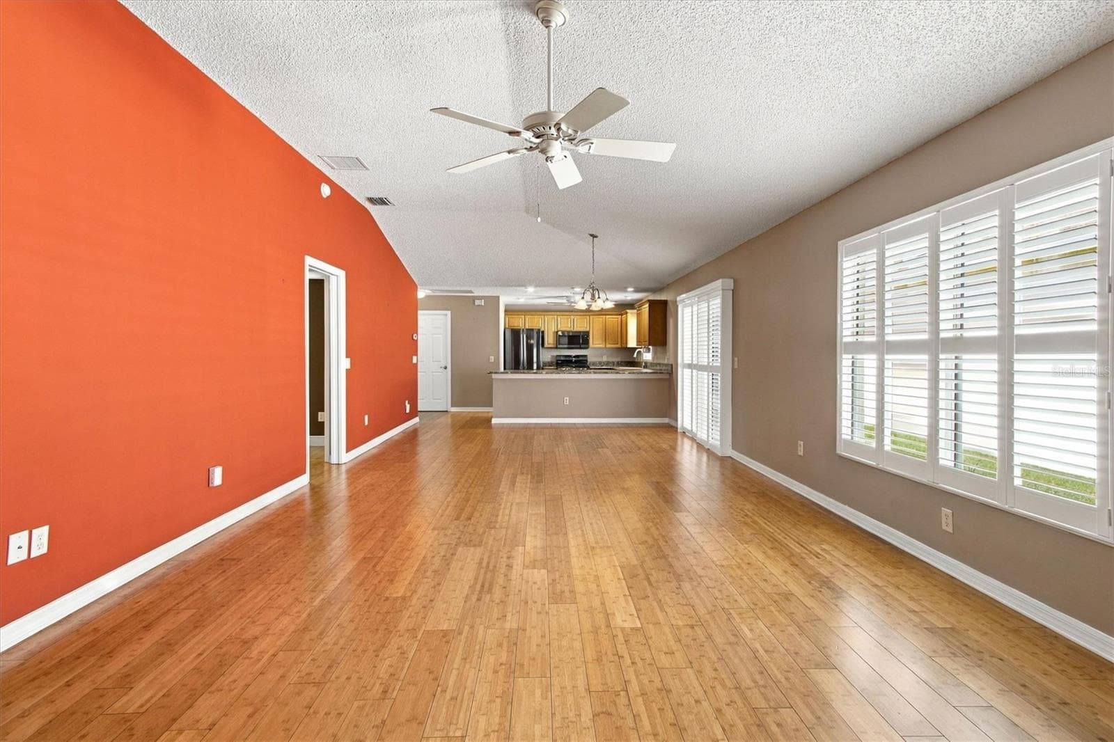 Villa at 1075 BURNETTOWN PL, THE VILLAGES, photo 4 of 30