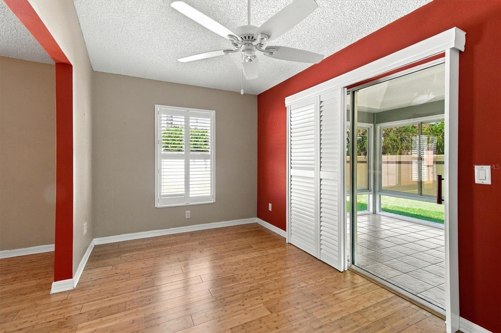 Villa at 1075 BURNETTOWN PL, THE VILLAGES, photo 5 of 30