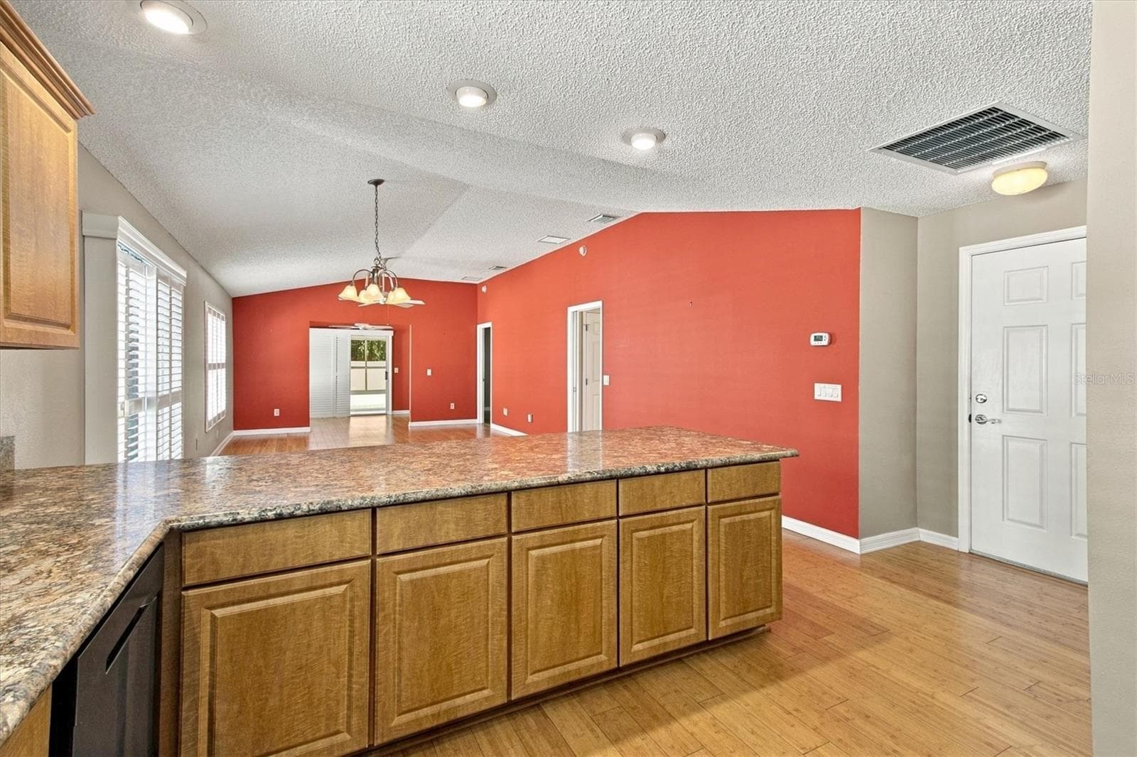 Villa at 1075 BURNETTOWN PL, THE VILLAGES, photo 11 of 30