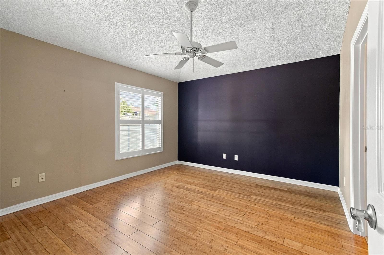 Villa at 1075 BURNETTOWN PL, THE VILLAGES, photo 13 of 30