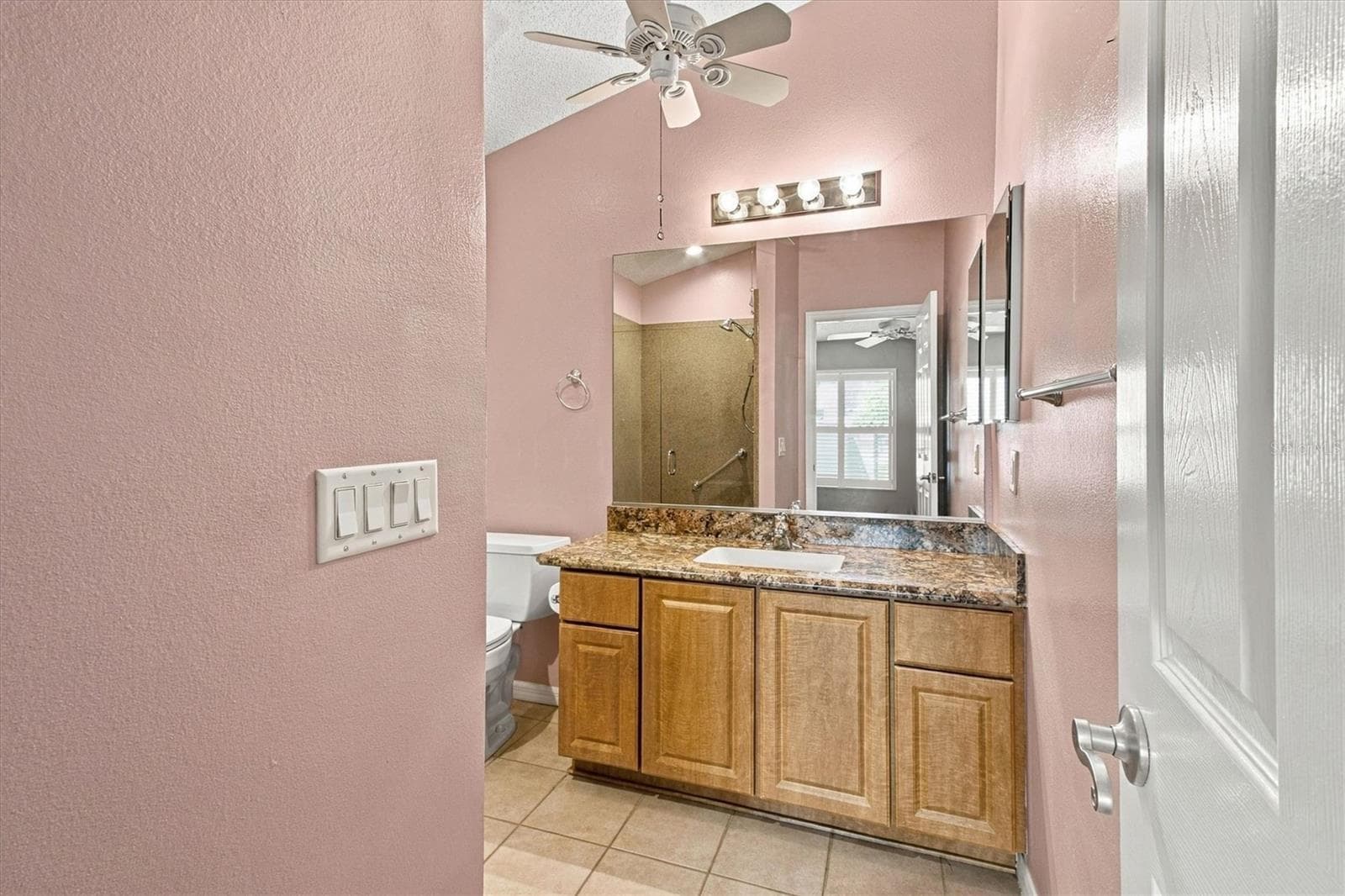Villa at 1075 BURNETTOWN PL, THE VILLAGES, photo 16 of 30