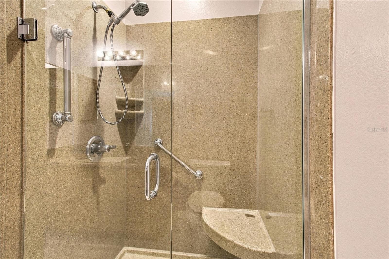 Villa at 1075 BURNETTOWN PL, THE VILLAGES, photo 17 of 30