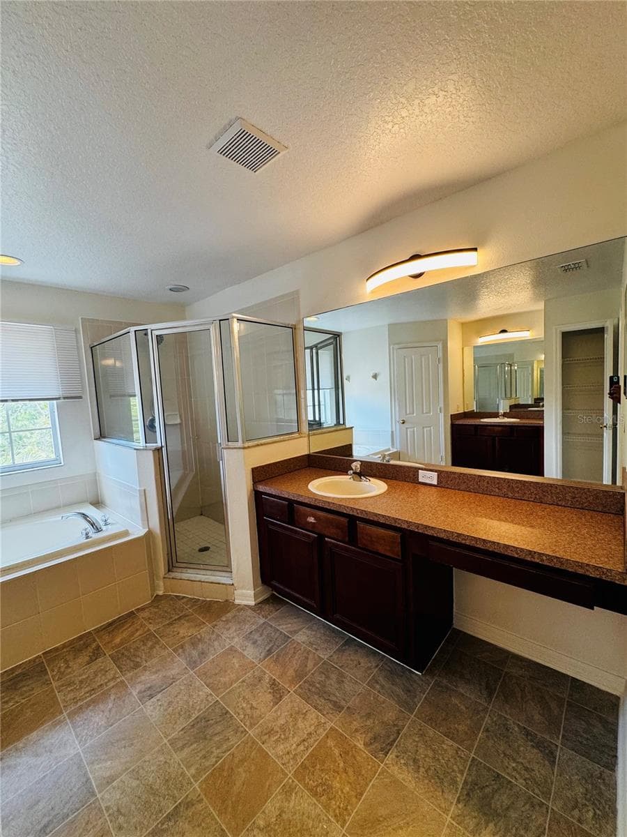 Single Family Residence at 890 MCINNIS CT, KISSIMMEE, photo 22 of 30