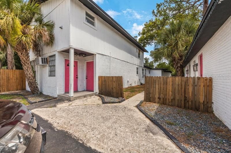Quadruplex at 12703 N 15TH ST, TAMPA, photo 2 of 16