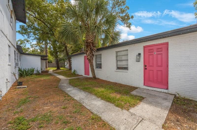 Quadruplex at 12703 N 15TH ST, TAMPA, photo 3 of 16
