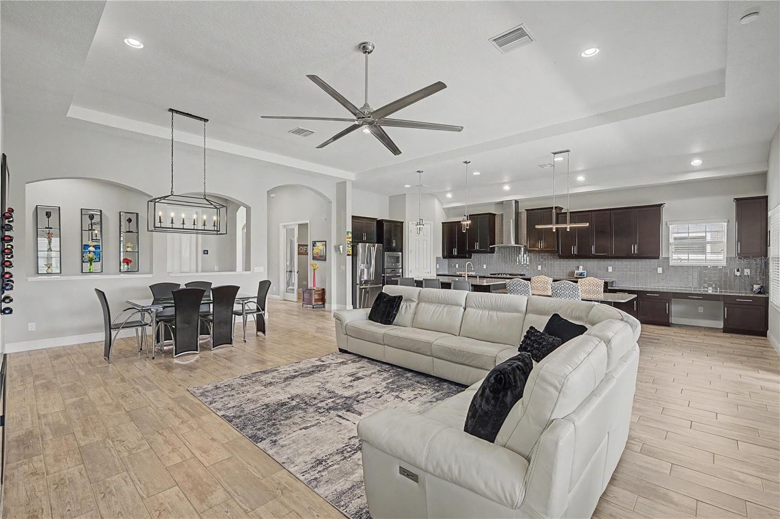 Single Family Residence at 8118 WATER COLOR DR, LAND O LAKES, photo 9 of 60