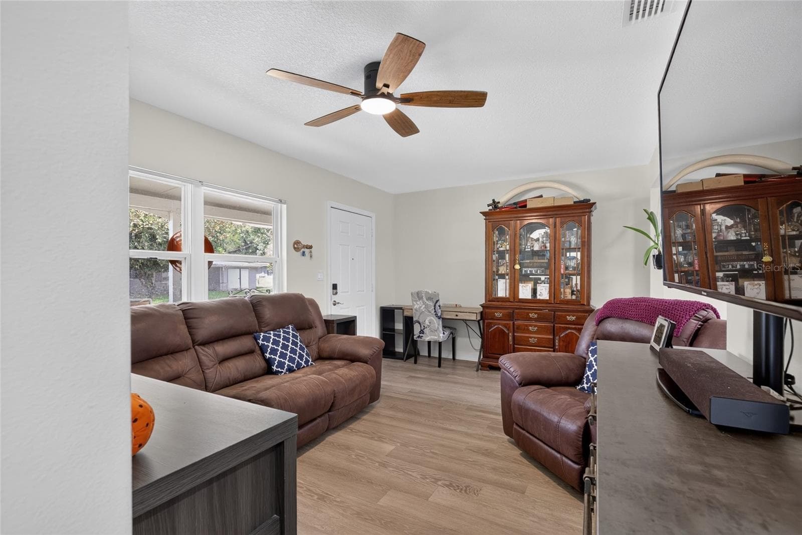 Single Family Residence at 21397 CANAL DR, BROOKSVILLE, photo 3 of 27