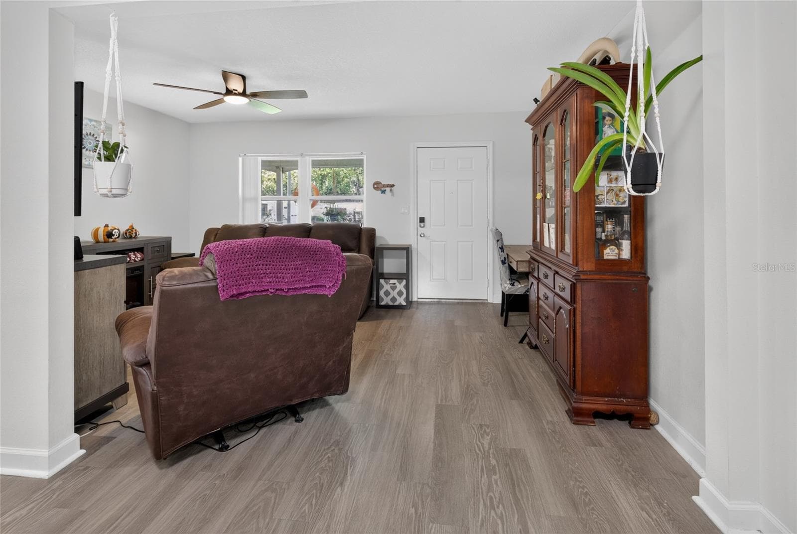 Single Family Residence at 21397 CANAL DR, BROOKSVILLE, photo 4 of 27